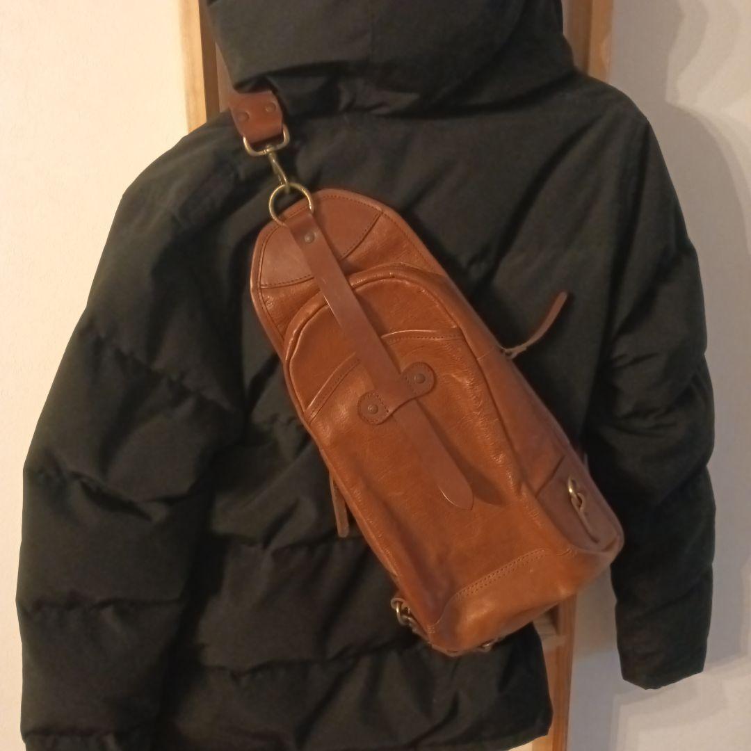 BUTTELO ブッテロ レザーボディーバッグ ショルダーバッグ　ブラウン