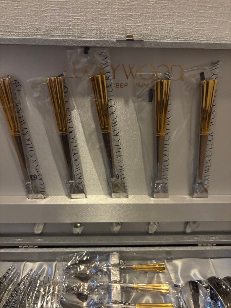 ラッキーウッド　カトラリーセット　金彩　ディナーセット〈25本セット〉