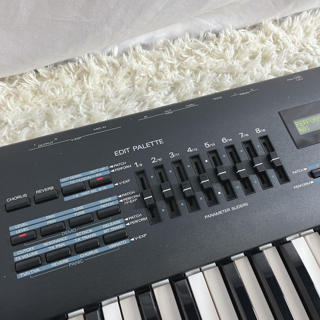 Roland ローランド JV-90 シンセサイザー
