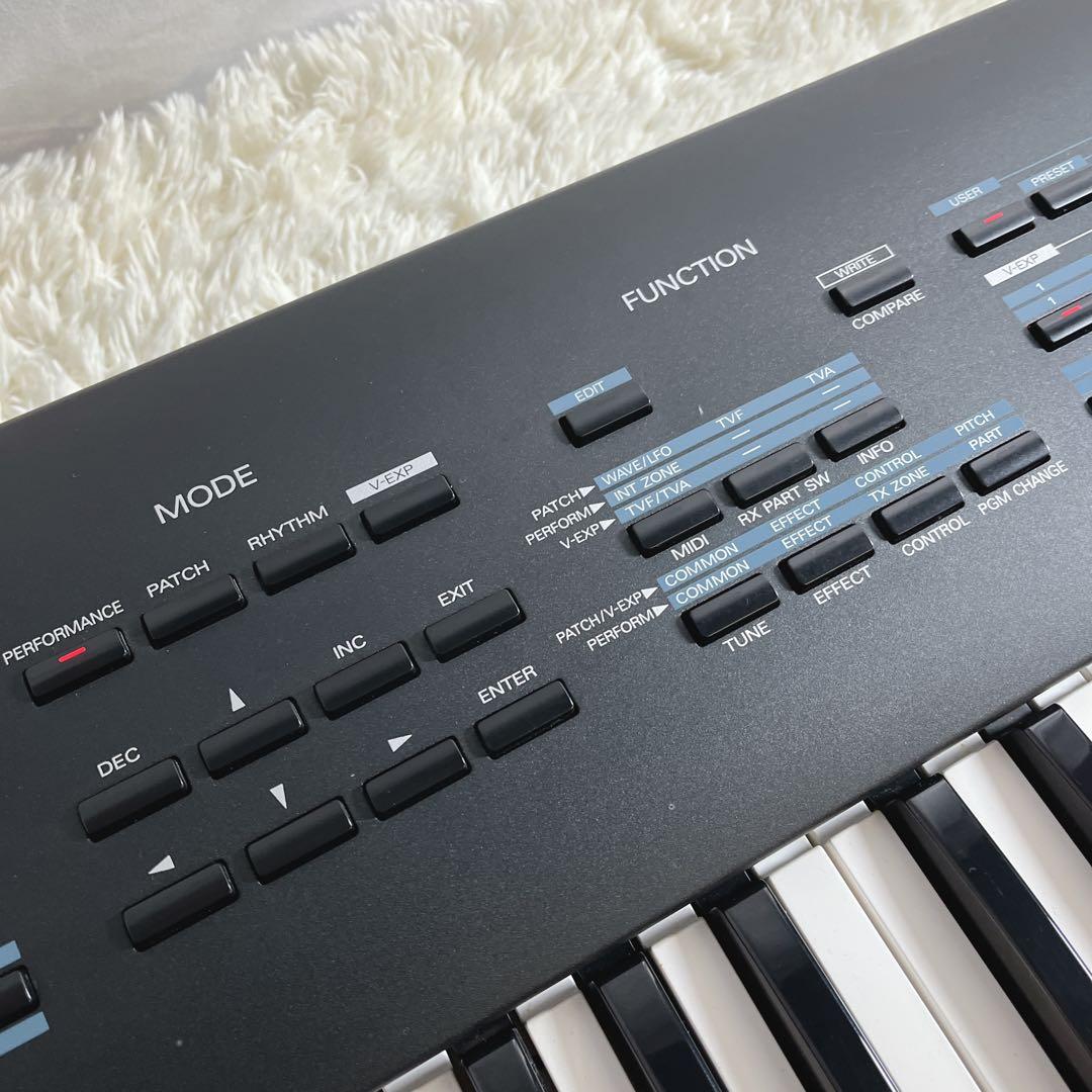 Roland ローランド JV-90 シンセサイザー