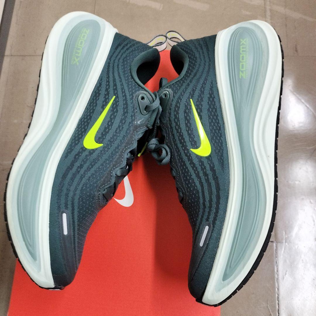 美品ＮIｋEボメロプラス26センチ