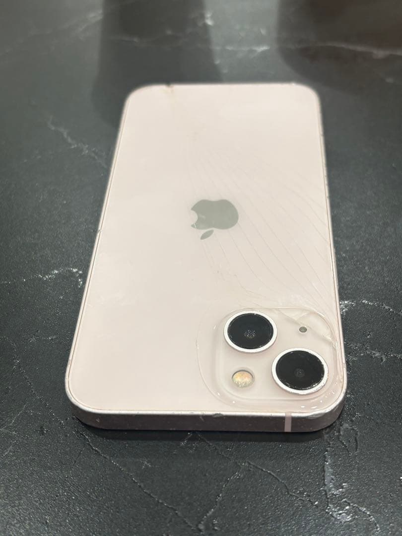 Apple iPhone 13 ピンク 128GB 本体　背面ひび割れ