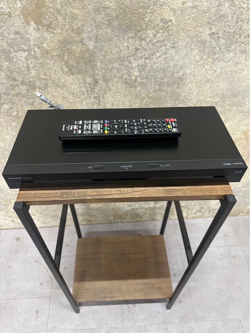 2020年製 シャープ「アクオス・ブルーレイ」