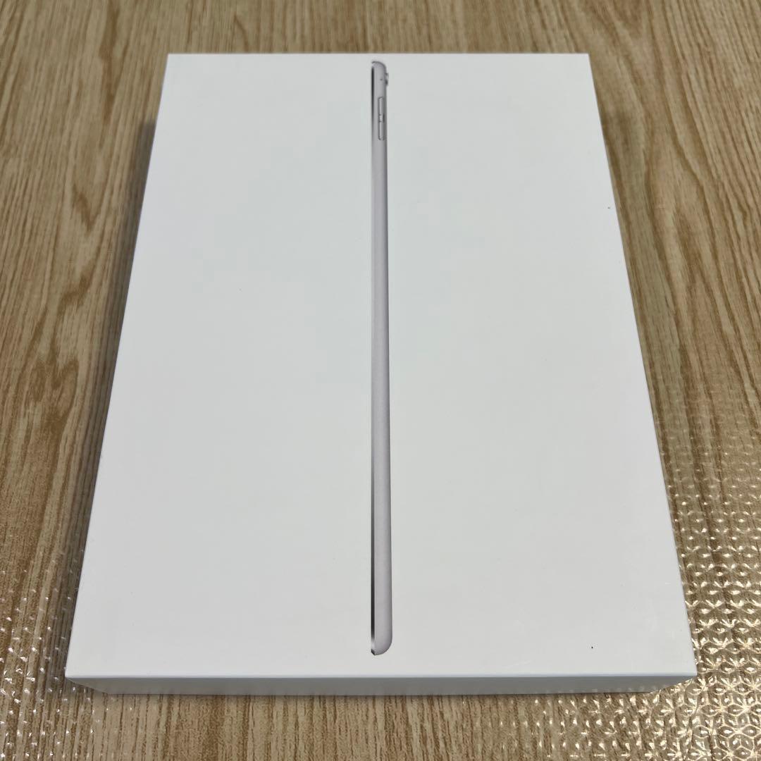 iPad Pro 9.7 256GB Wi-Fiモデル　シルバー