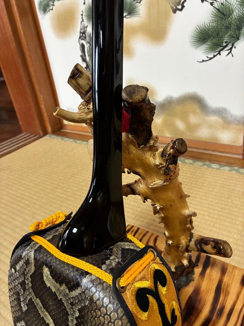 沖縄三線！貴重！知念大工型！本蛇皮！本張り！【一枚張り】⑤⑨