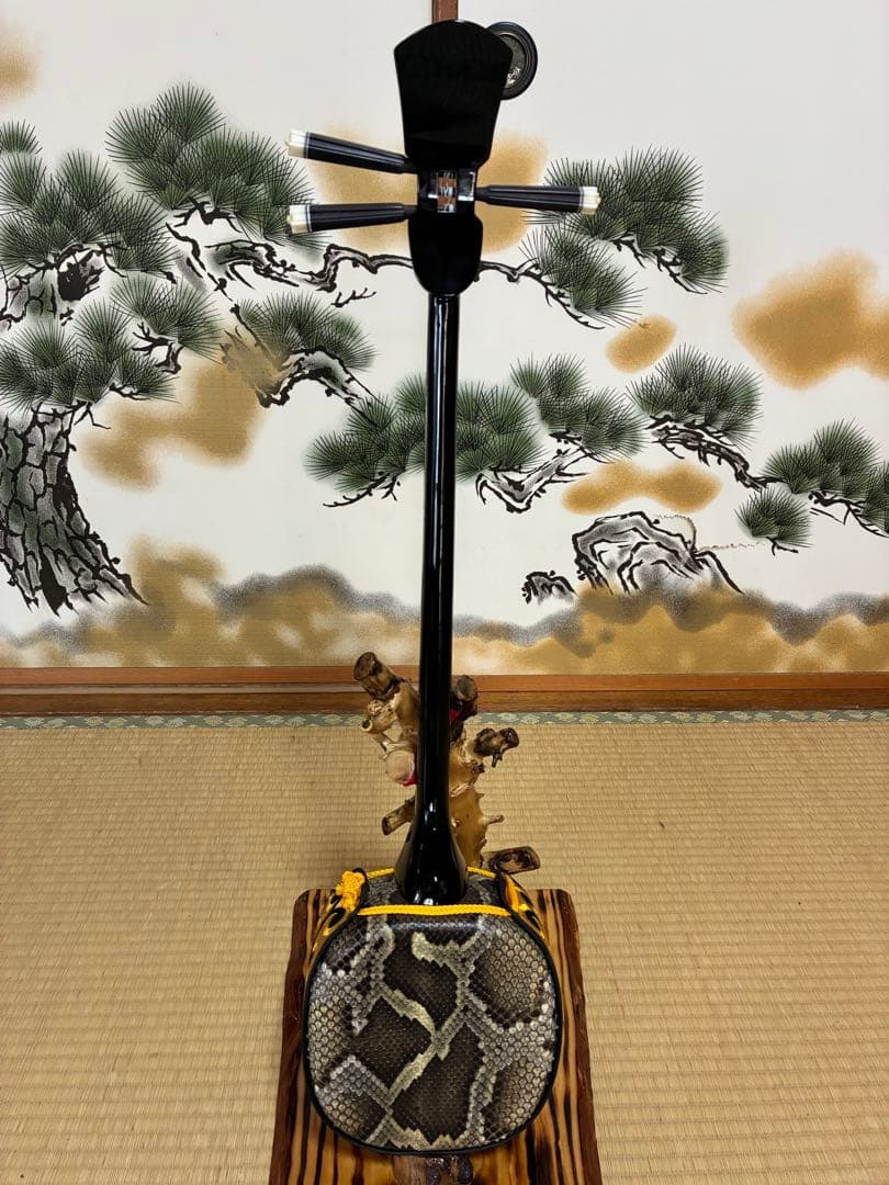 沖縄三線！貴重！知念大工型！本蛇皮！本張り！【一枚張り】⑤⑨