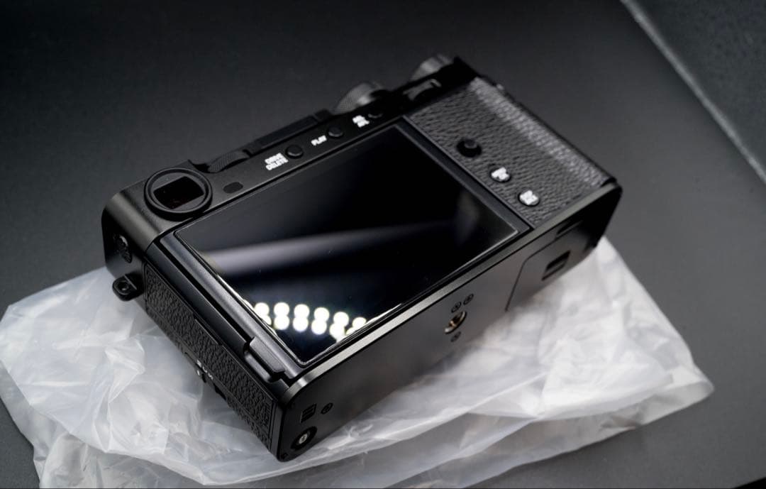 保証付/新品同様 FUJIFILM X-E5 ブラックボディ