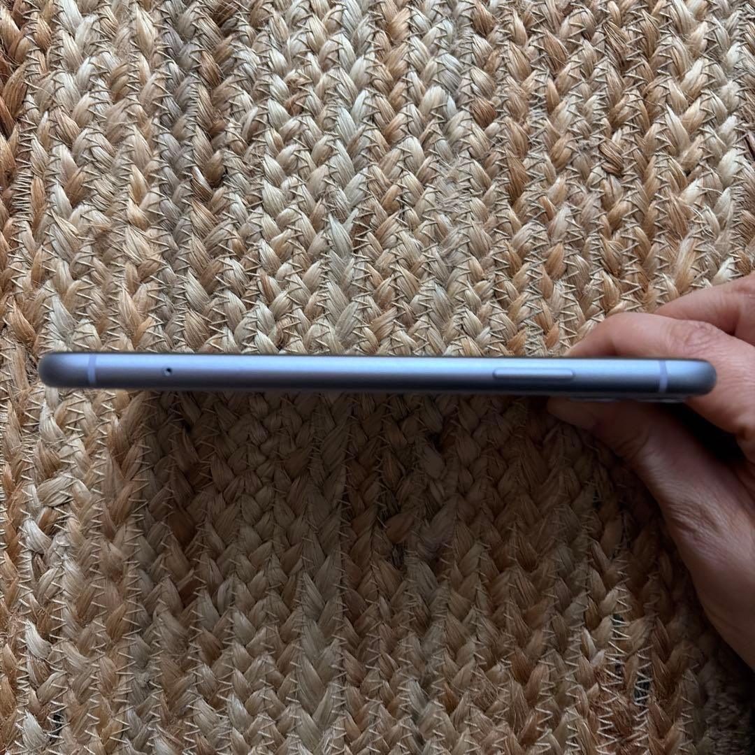 最終価格iPhone11 64GBパープルMWLX2J/A容量74%SIMフリー