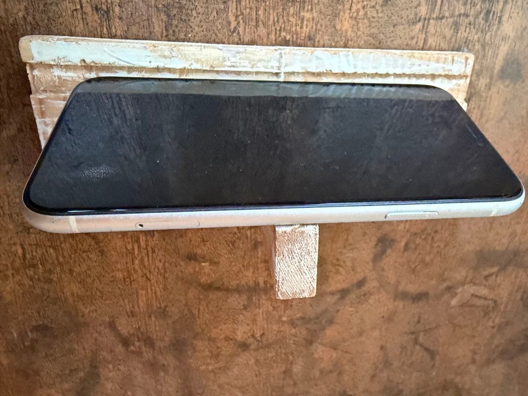 Apple iPhone XR ホワイト 本体