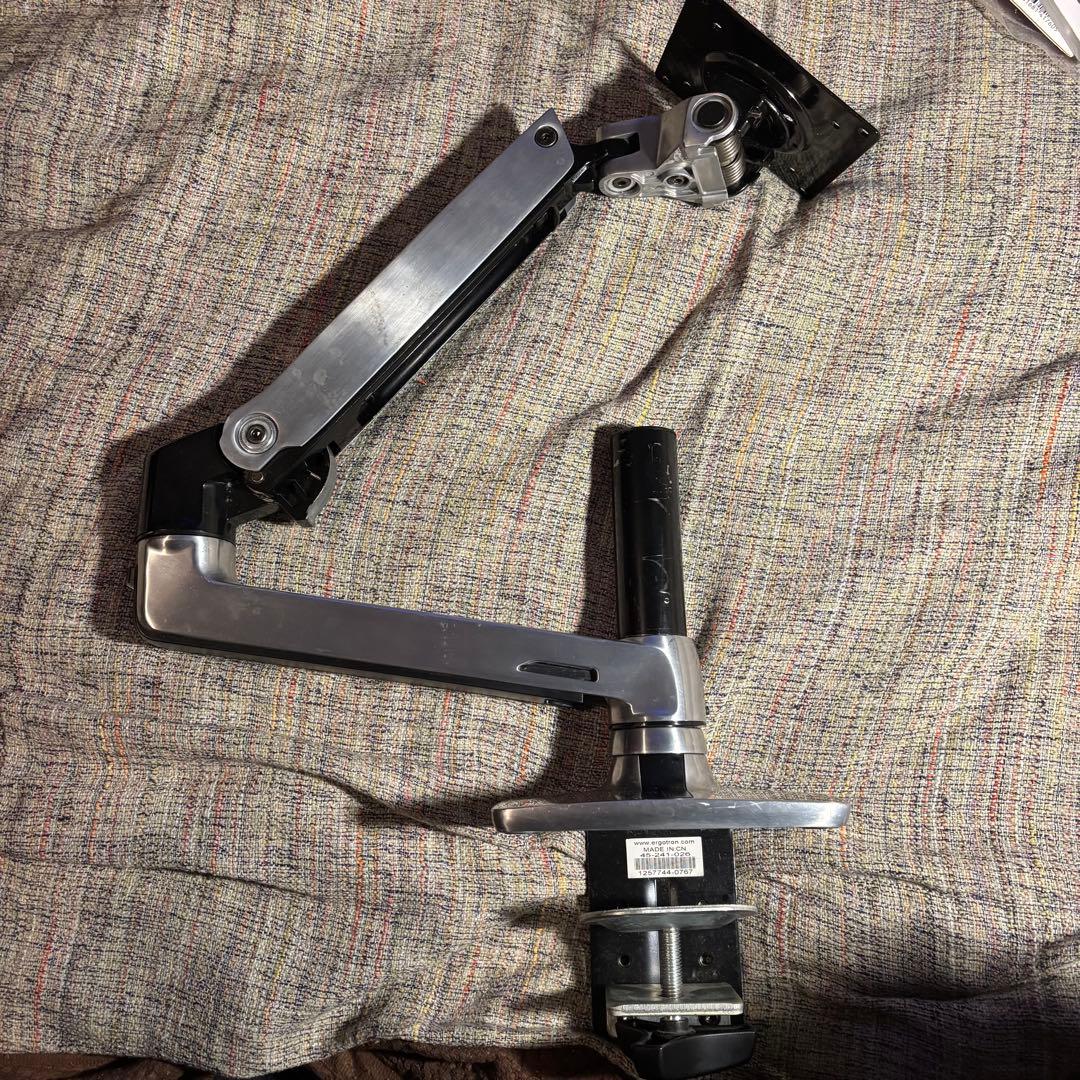 エルゴトロンLXモニターアーム