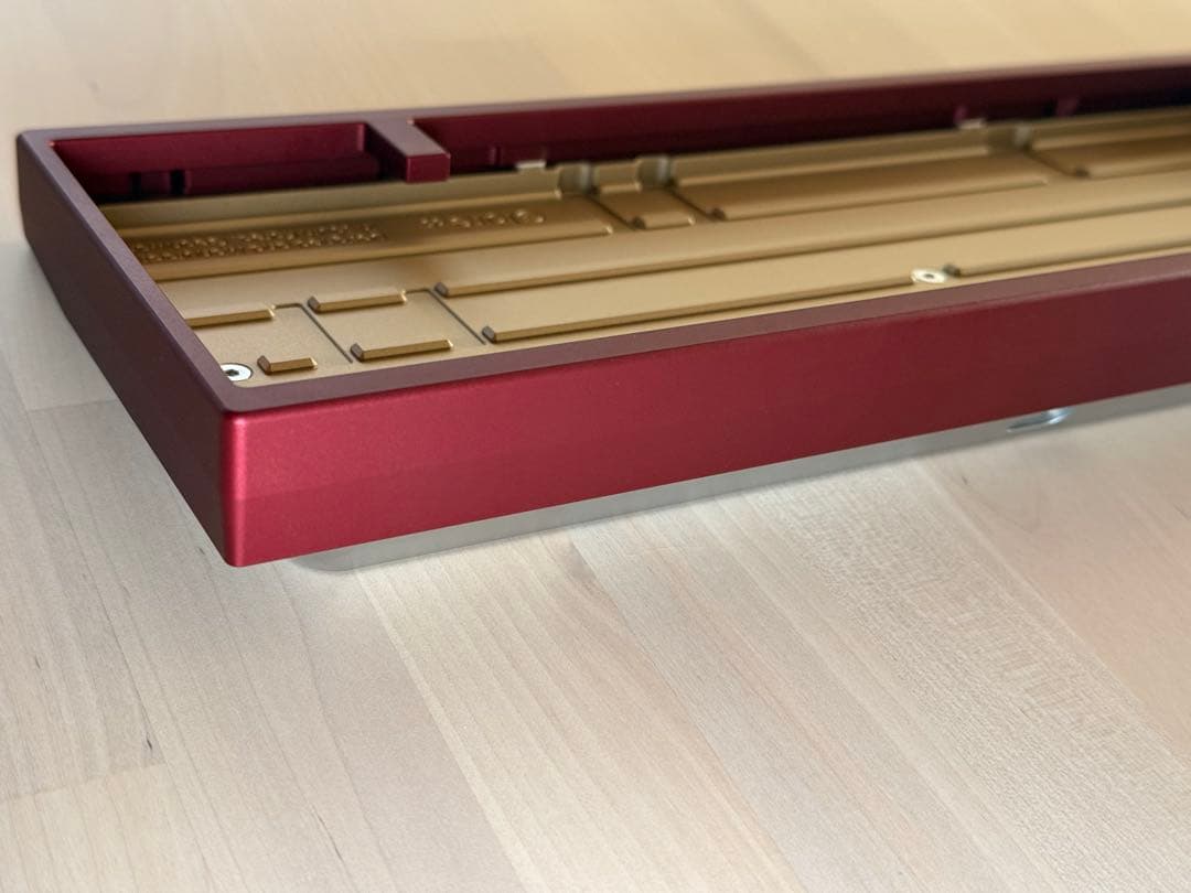 Geonworks Glare 65 Barebone Kit 自作キーボード