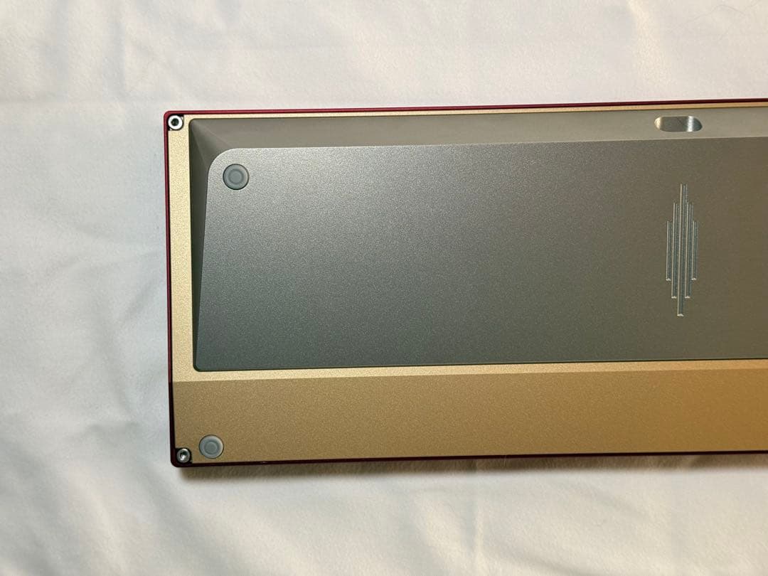 Geonworks Glare 65 Barebone Kit 自作キーボード