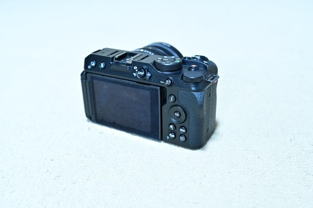 Nikon Z30 ミラーレスカメラ 本体