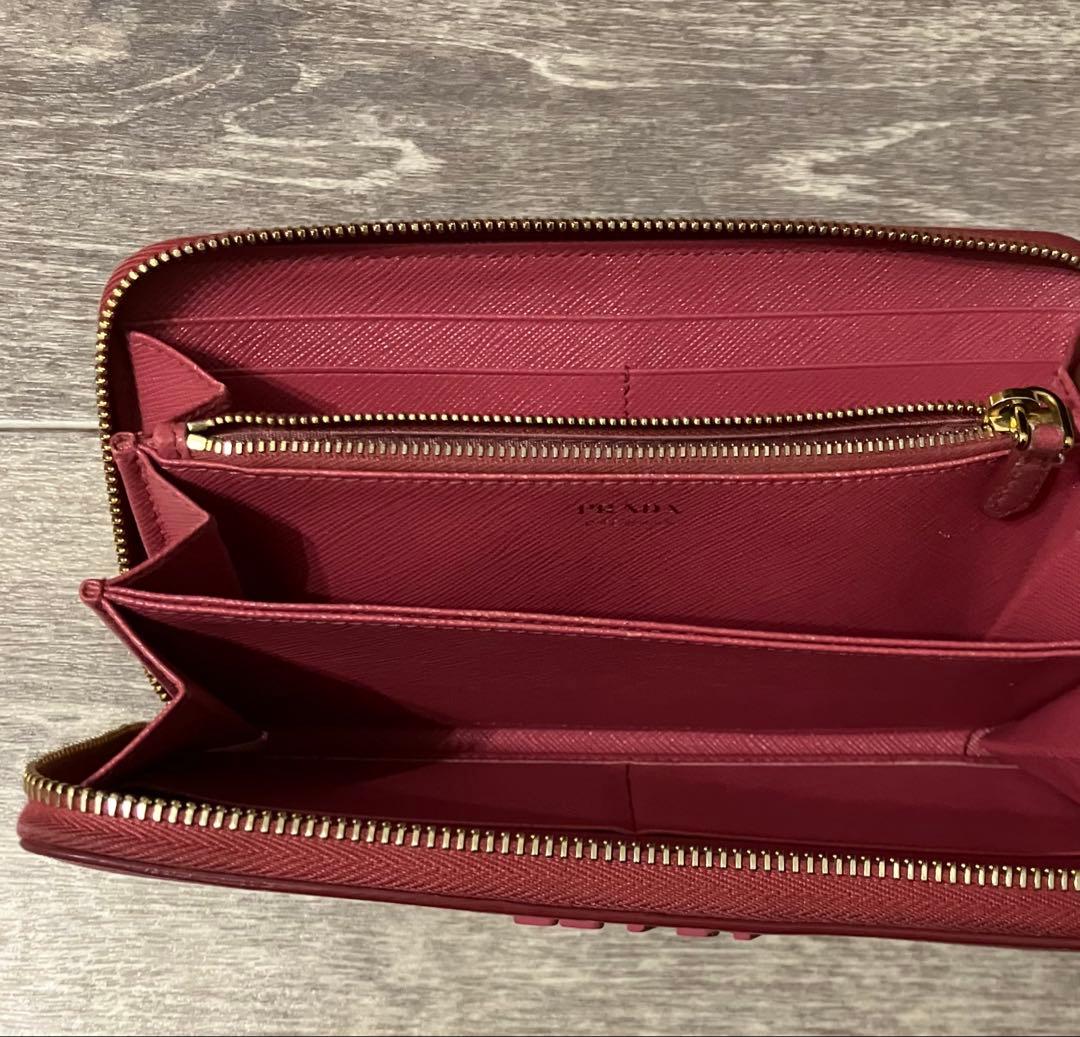 PRADA プラダ 長財布 ロゴ サフィアーノ レザー ラウンドジップ ピンク