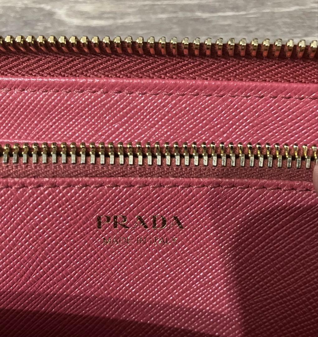 PRADA プラダ 長財布 ロゴ サフィアーノ レザー ラウンドジップ ピンク