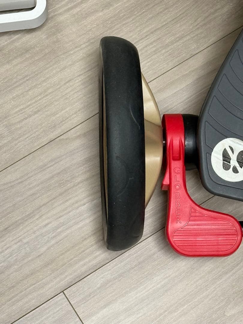 GLOBBER グロッバー エクスプローラー トライク 4in1 ベージュ