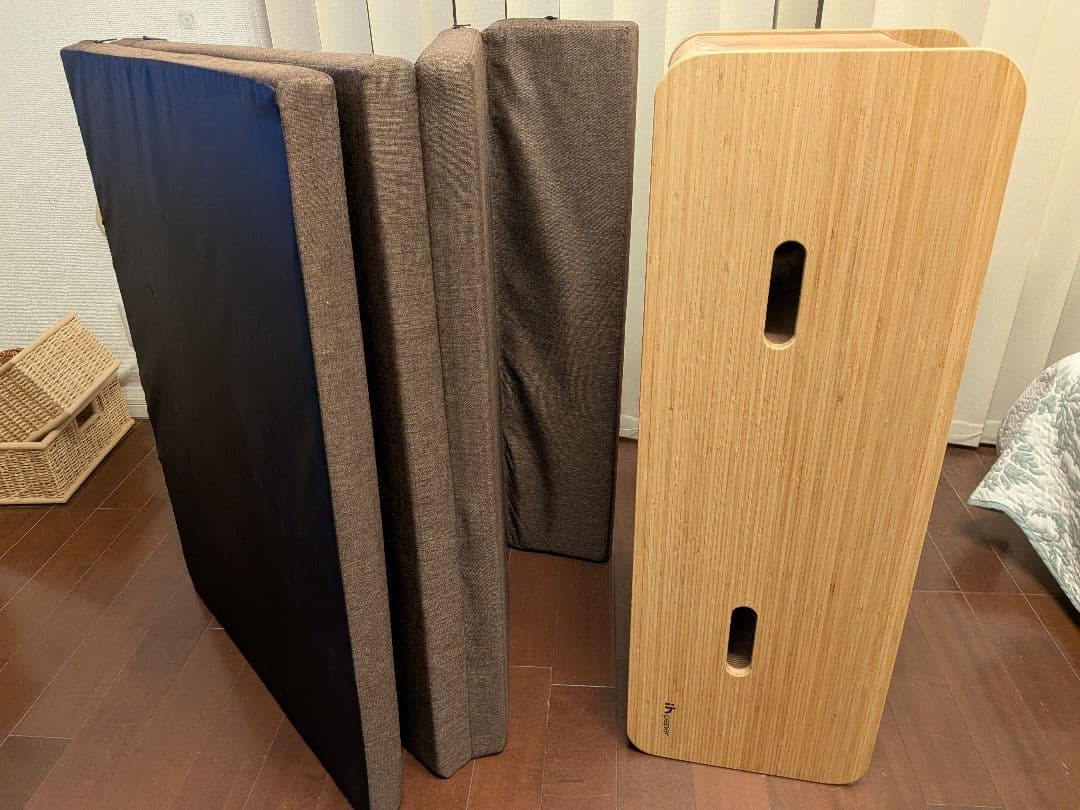 ペーパー折りたたみベッド幅90㎝ マットレス付き 軽量 通気性