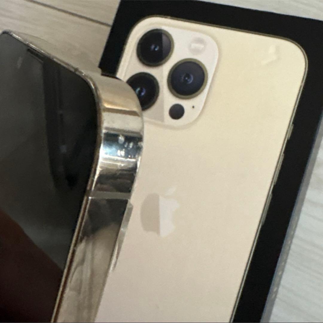 限定価格　機能　正常SIMフリー　美品　iPhone13pro ケータイ