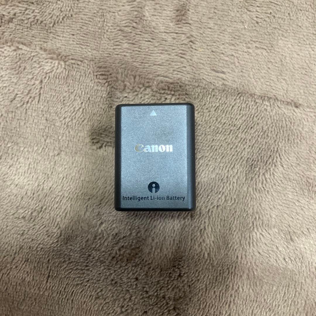 キャノン　ビデオカメラ　iVIS HF M52 レッド　美品