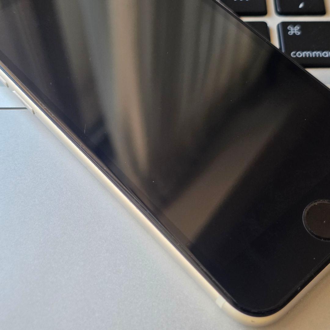 Apple iPhone SE3 64GB スターライト SIMフリー 本体のみ