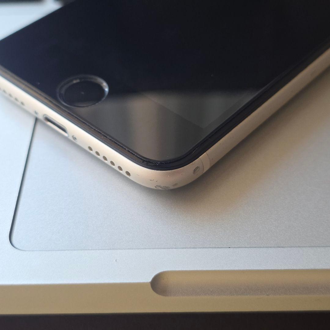 Apple iPhone SE3 64GB スターライト SIMフリー 本体のみ
