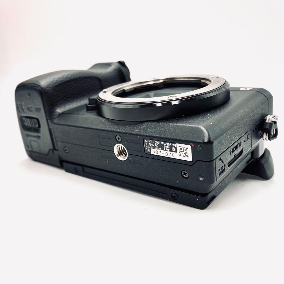 美品♪ SONY ILCE-6300 a6000 ブラック　ボディ