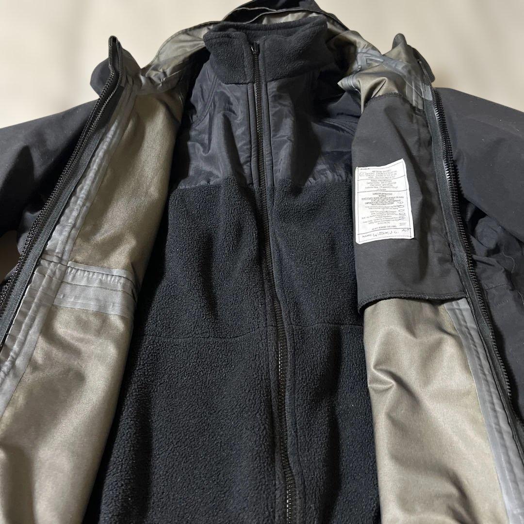 米軍　実物　放出品　米海軍　US.NAVY ゴアテックスジャケット　M-S