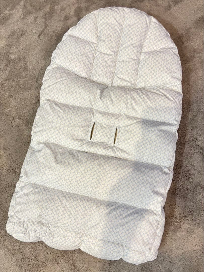 GUCCI ベビー　フットマフ　おくるみ