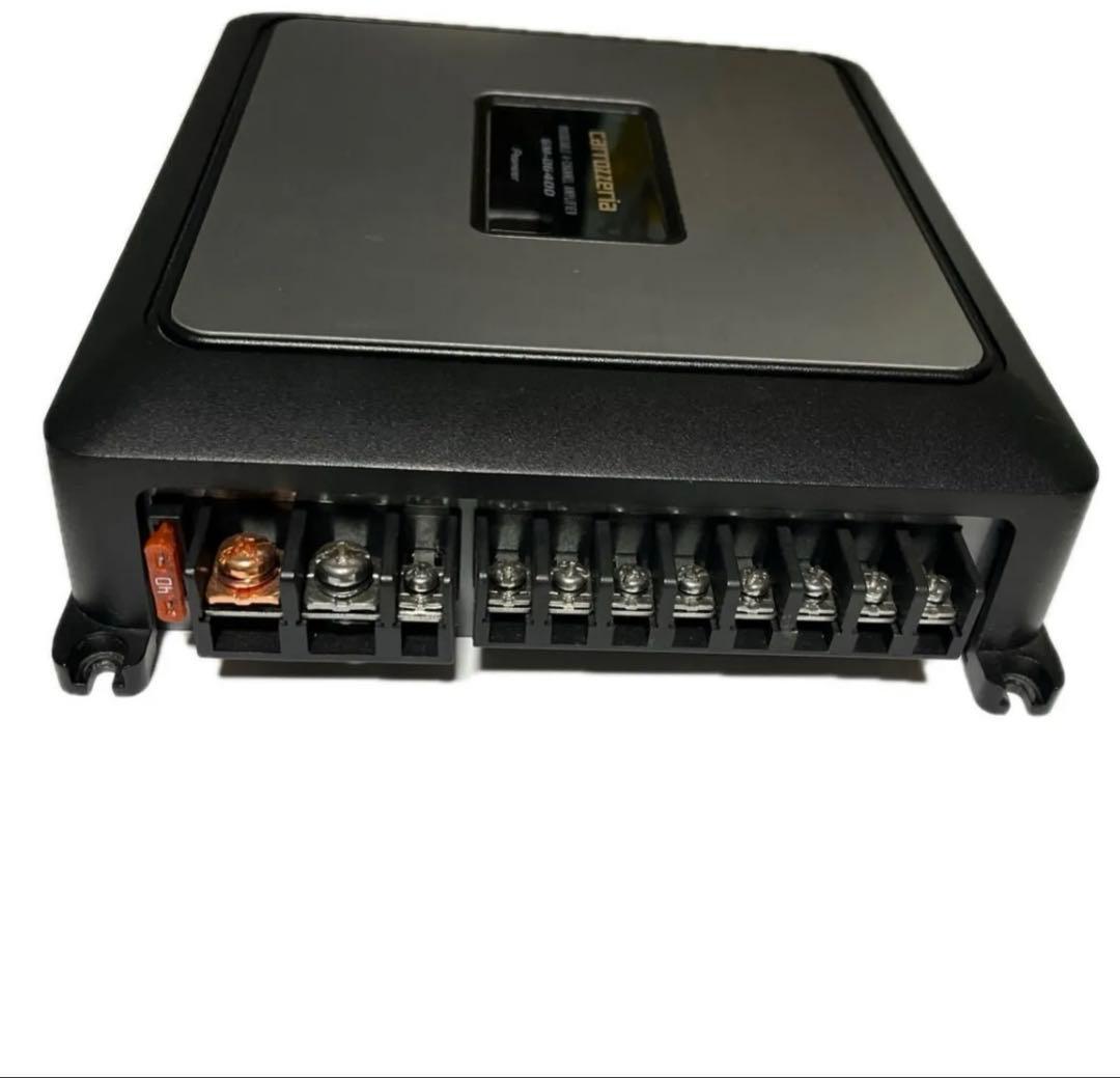 カロッツェリア　GM-D6400パワーアンプ　送料無料　付属品は固定ネジ4本のみ