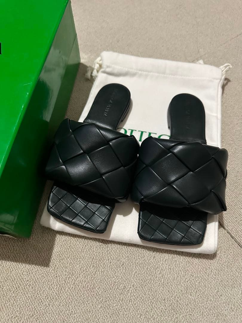 BOTTEGA VENETA Lido Sandal グリーン