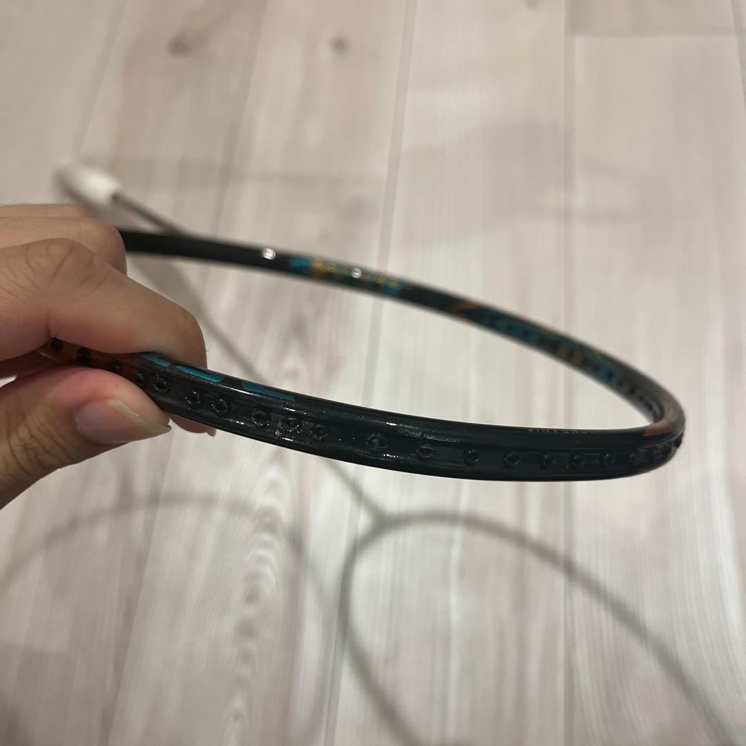 バドミントンラケット　アストロクス88D pro