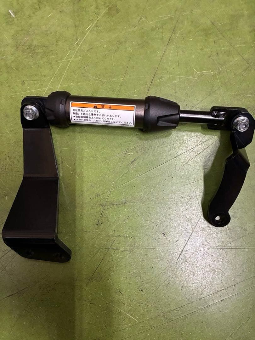 アクティブ　Ｖストローム２５０用　パフォーマンスダンパー　中古品