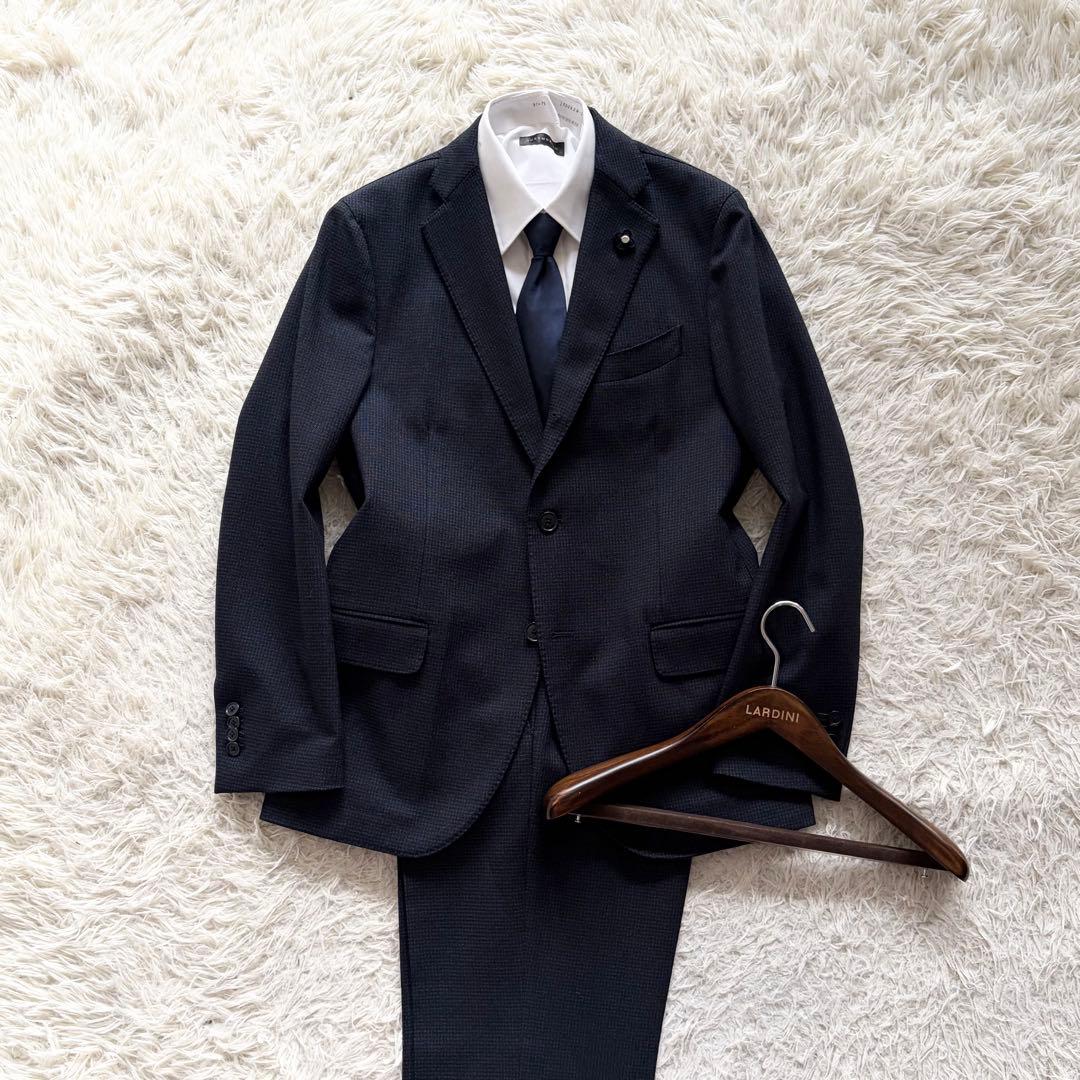 <極美品>LARDINI ネイビー ウール スーツ ブートニエール サイズ48