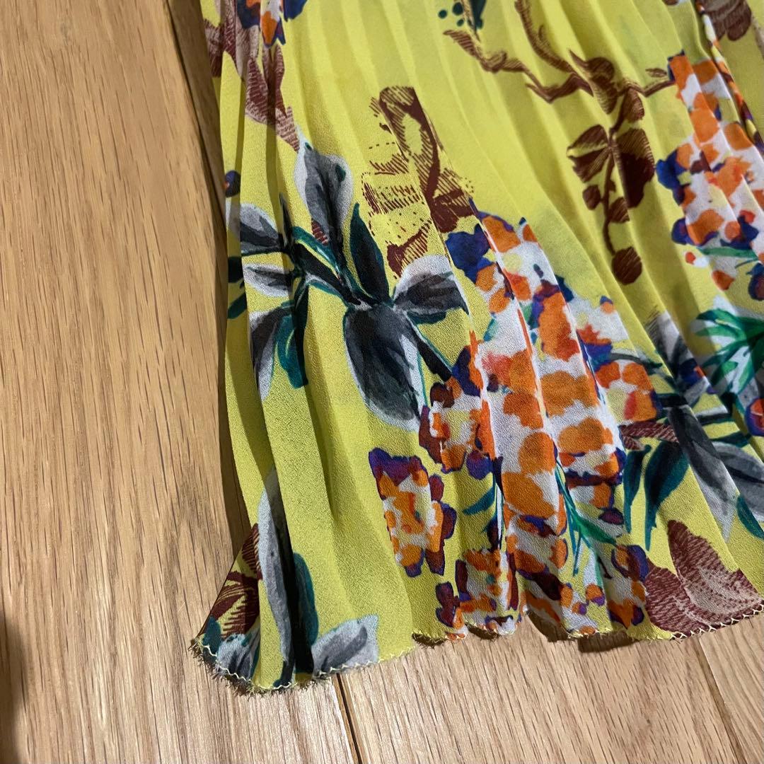 プリーツ裾除け　着物　ボタニカルイエロー、ベージュピンク、ブラック