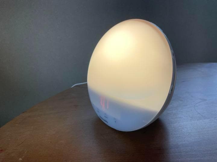 フィリップス スマートスリープ ウェイクアップ ライト 光目覚まし