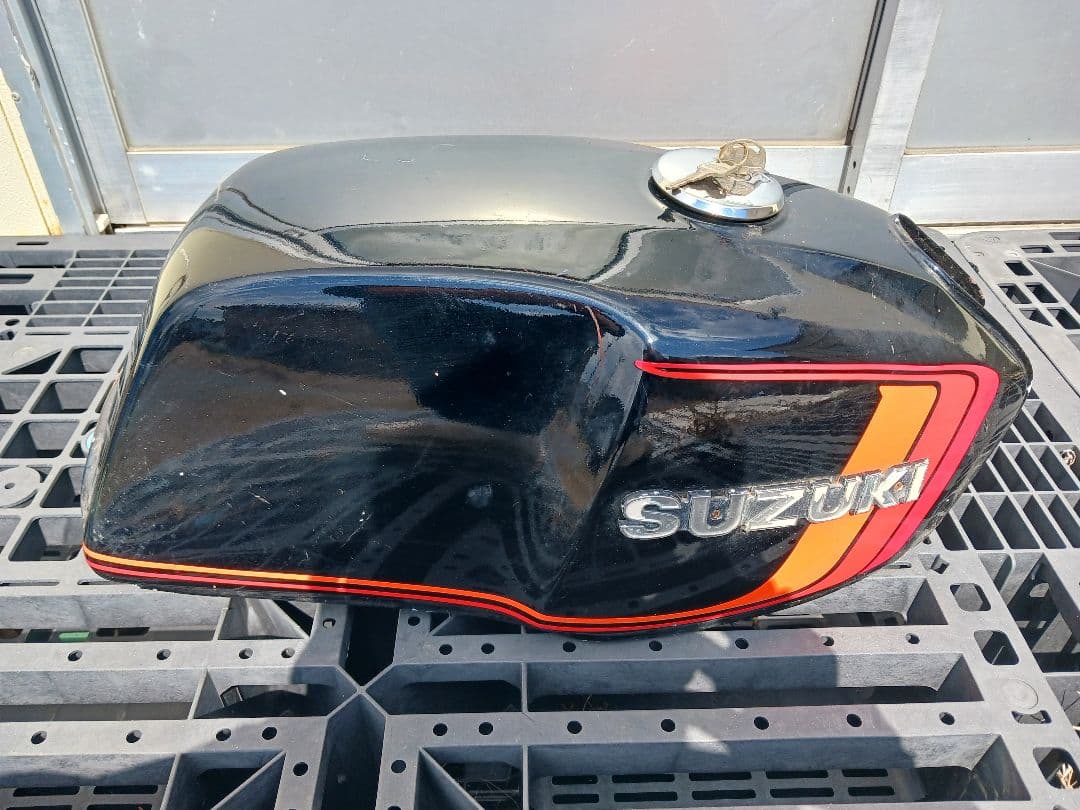 GSX250E　GSX400E　GSX450E　ザリ燃料タンク