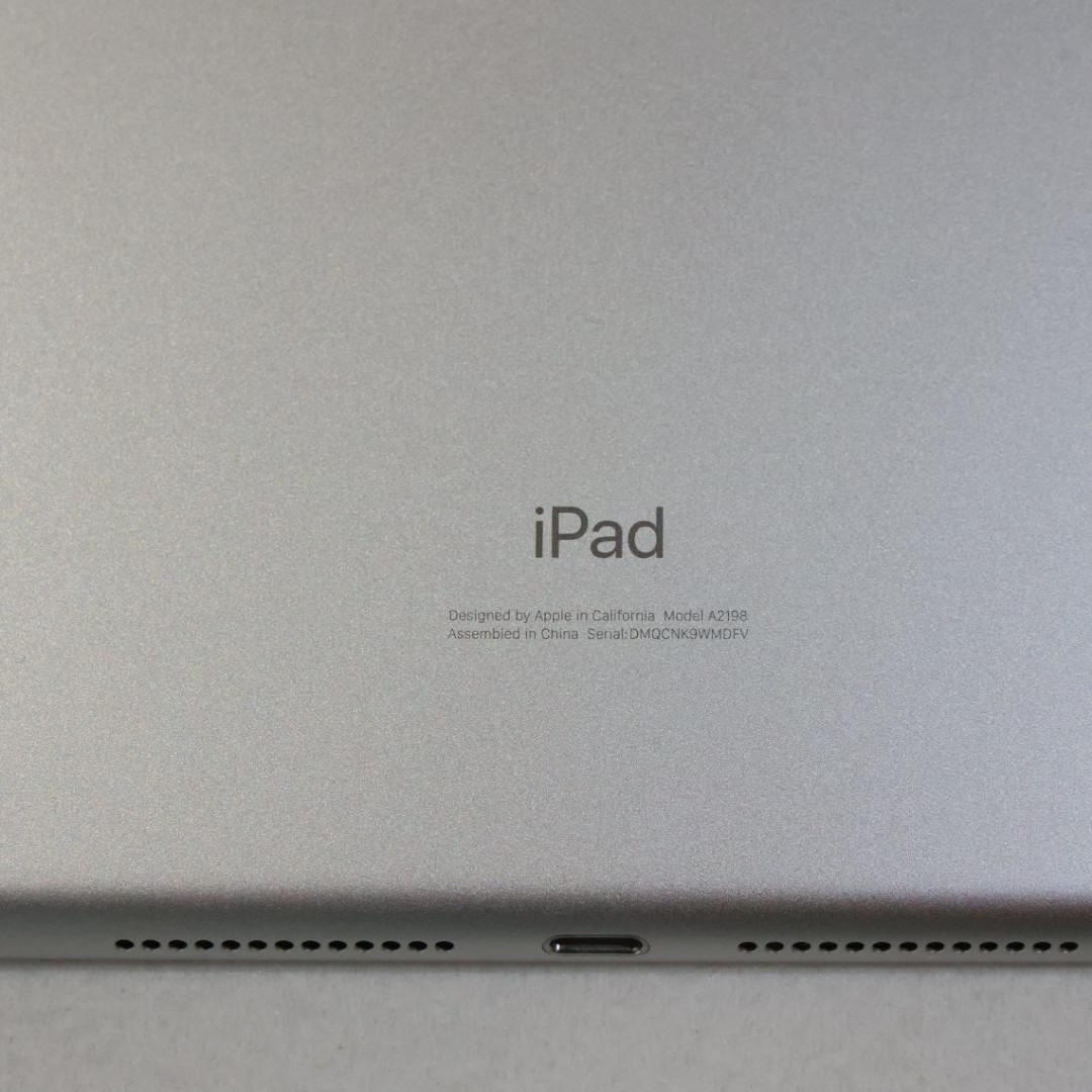 Apple iPad 第7世代 Wi-Fi + Cellular 32GB