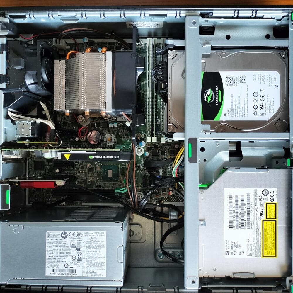 HP Z240 SFF ワークステーション i7-7700 以上！