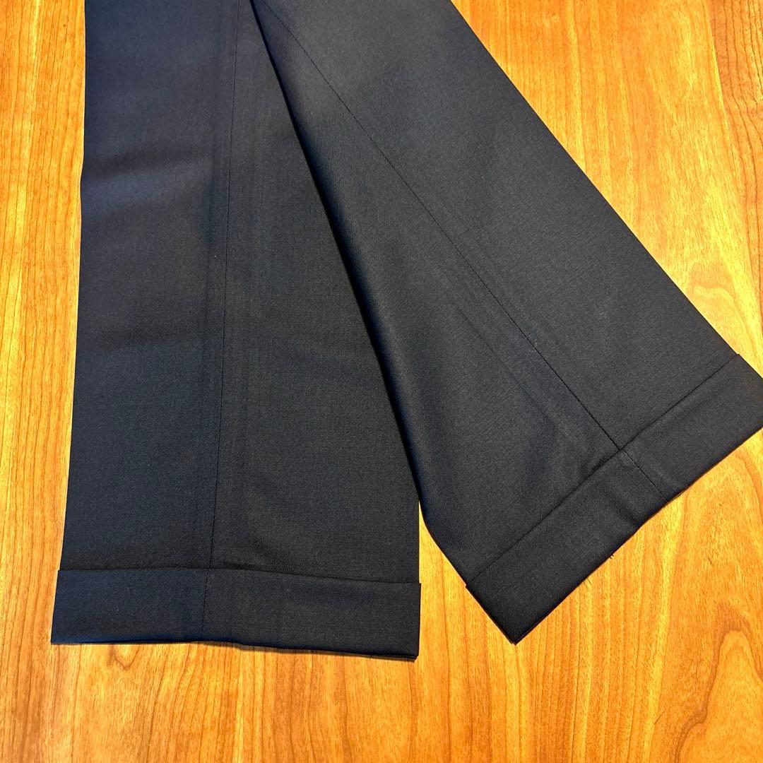 マッキントッシュ ロンドン 濃紺スーツ