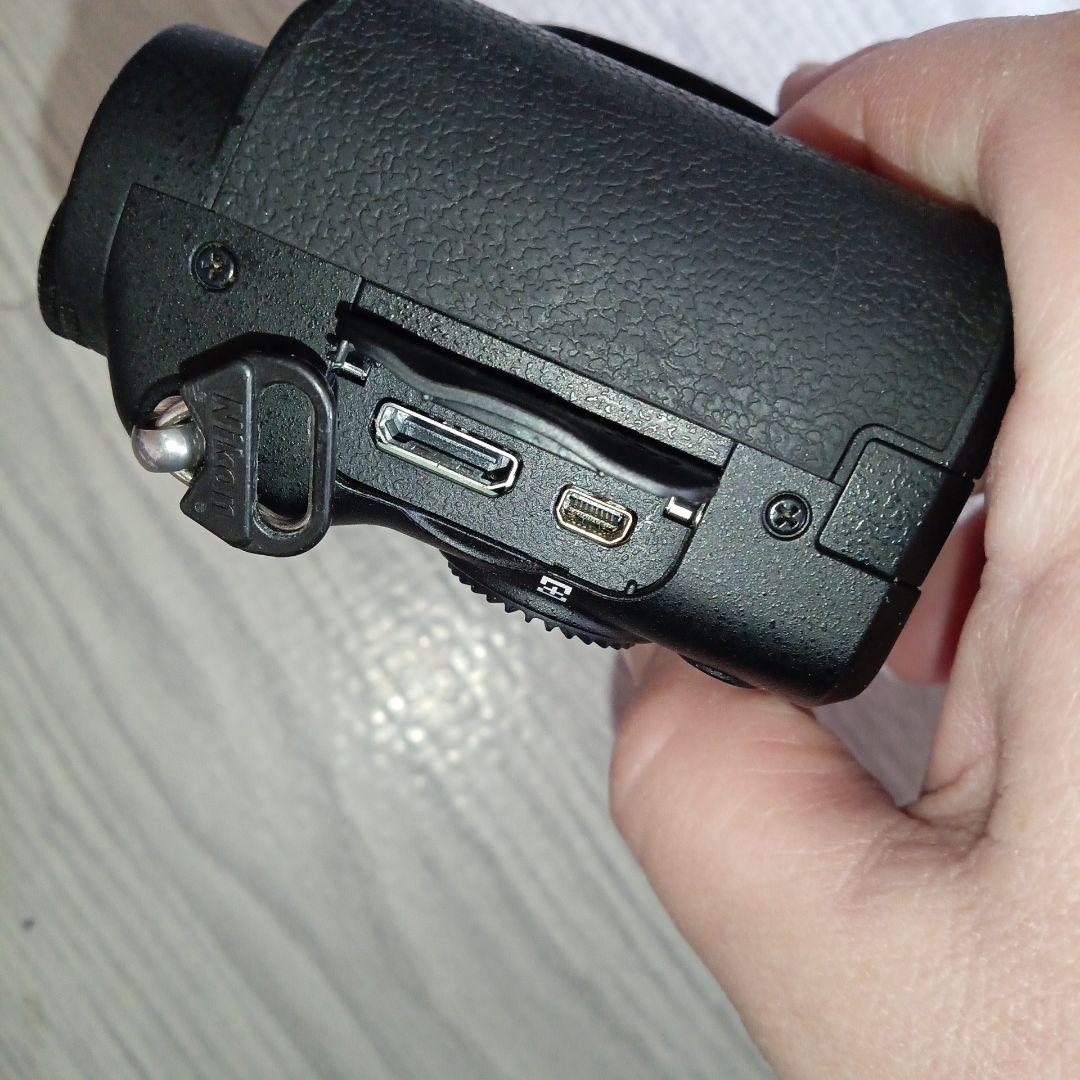 NIKON　COOLPIX　P7700