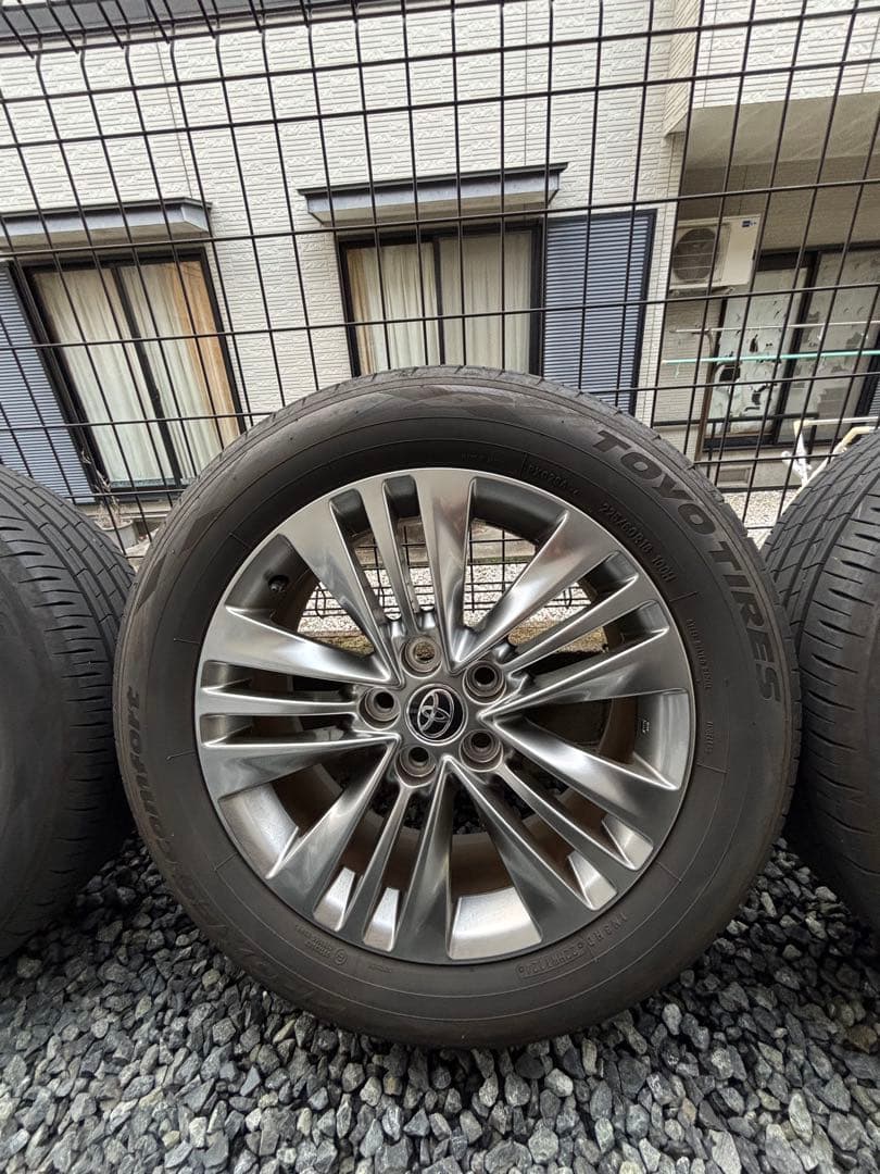 アルファード40系18インチ純正タイヤホイールセット 美品