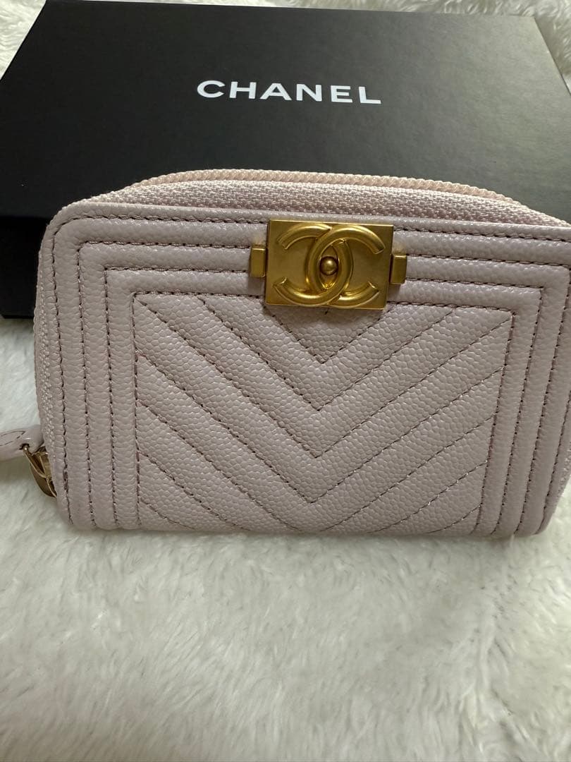 【新品未使用】CHANELボーイシャネル Vステッチケース