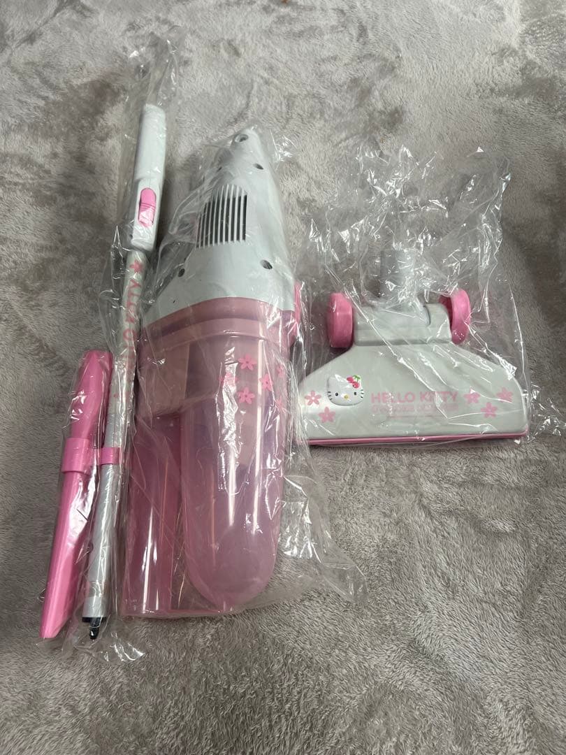 希少レア　ハローキティ スティック型クリーナー TC-4228 未使用品。箱無し