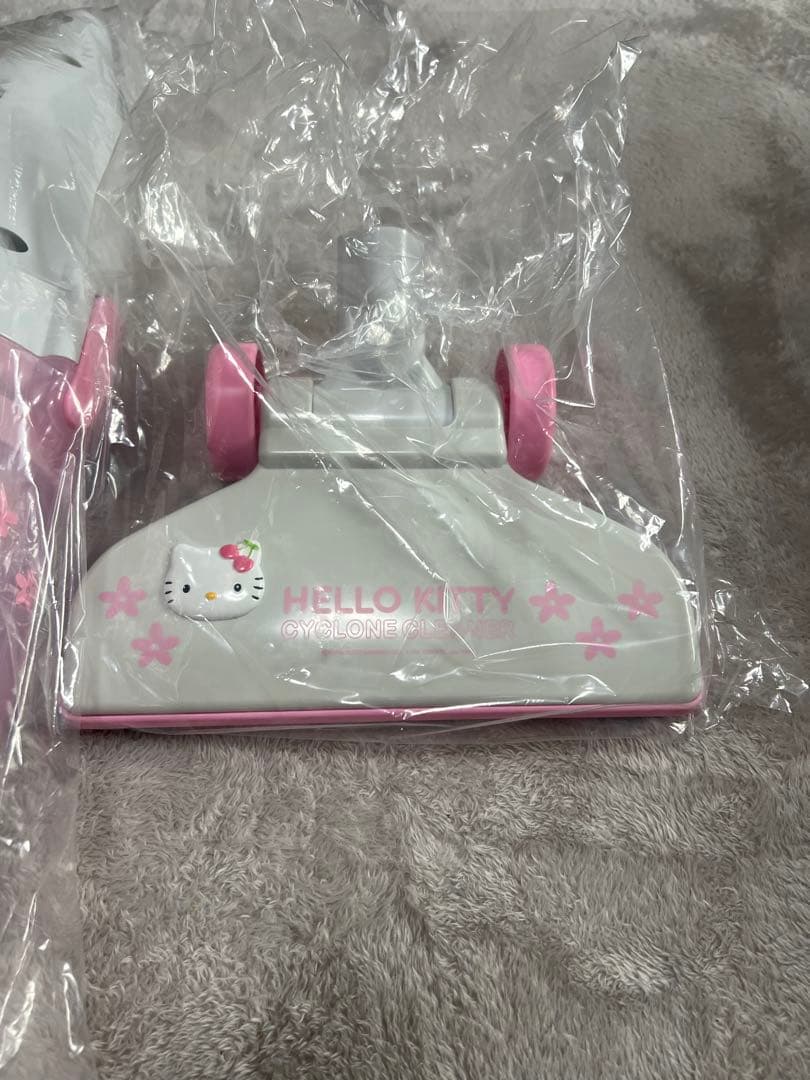 希少レア　ハローキティ スティック型クリーナー TC-4228 未使用品。箱無し