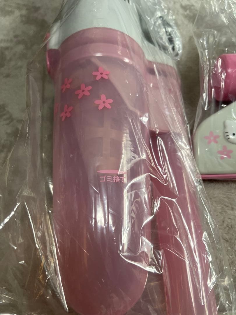 希少レア　ハローキティ スティック型クリーナー TC-4228 未使用品。箱無し