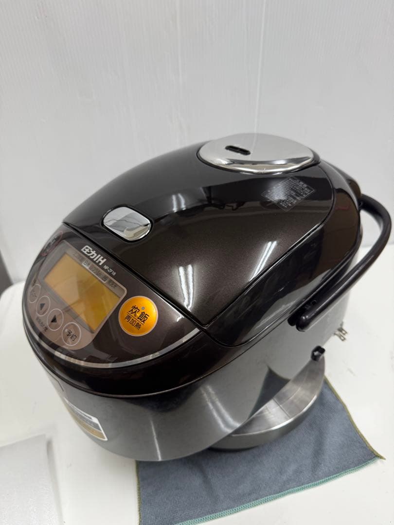 ZOJIRUSHI NP-ZF18 圧力IH炊飯ジャー