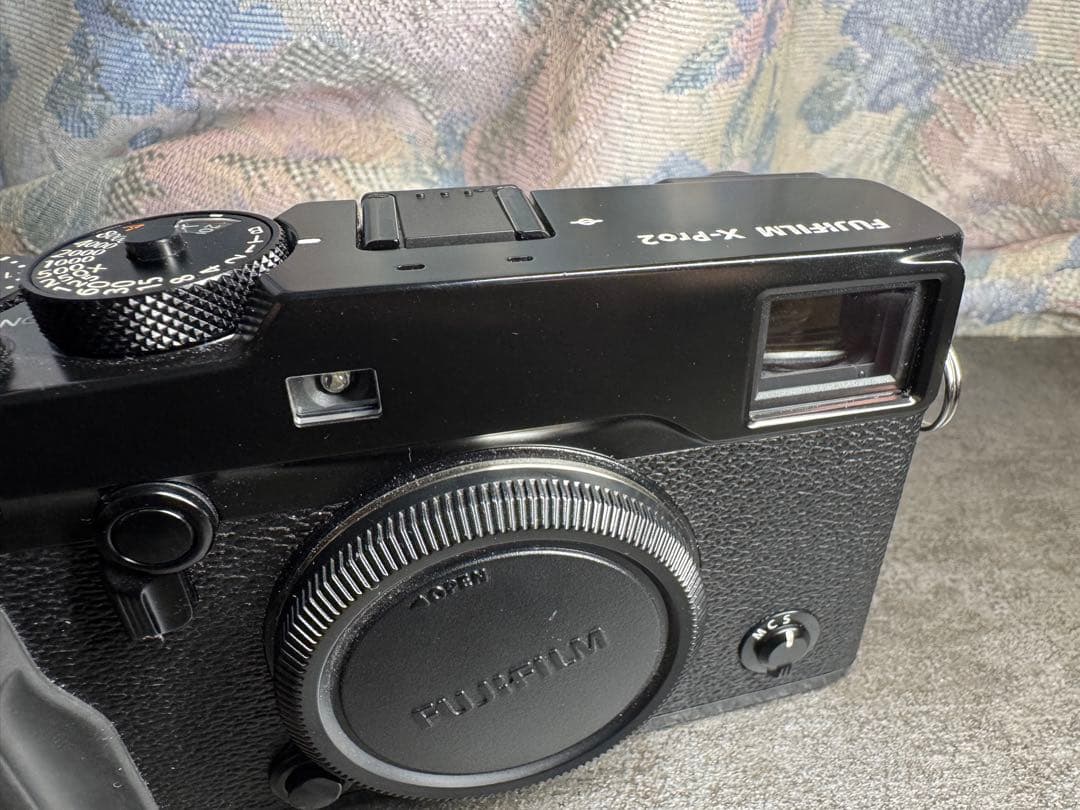 美品Fujifilm x-pro2 グリップ ・バッテリー2個 撮影2326枚
