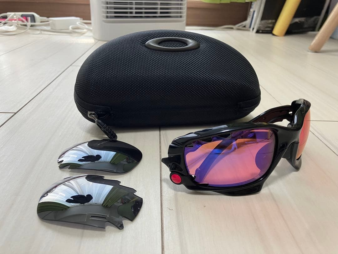 早い者勝ち！サングラス レーシングジャケットプリズムレンズオークリーブラック