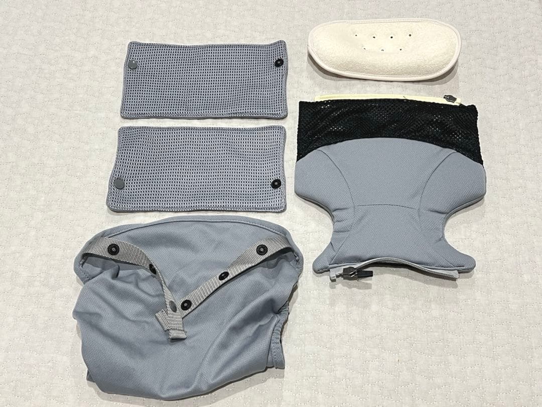 たぬき : アップリカ ラクリス 抱っこ紐 グレー