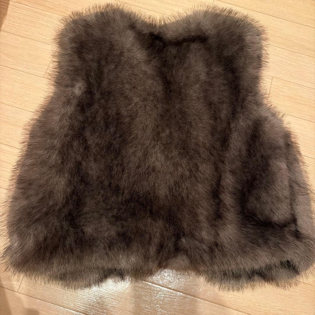 【美品　1度着用のみ】anuans ショートファーベスト　チャコールブラウン